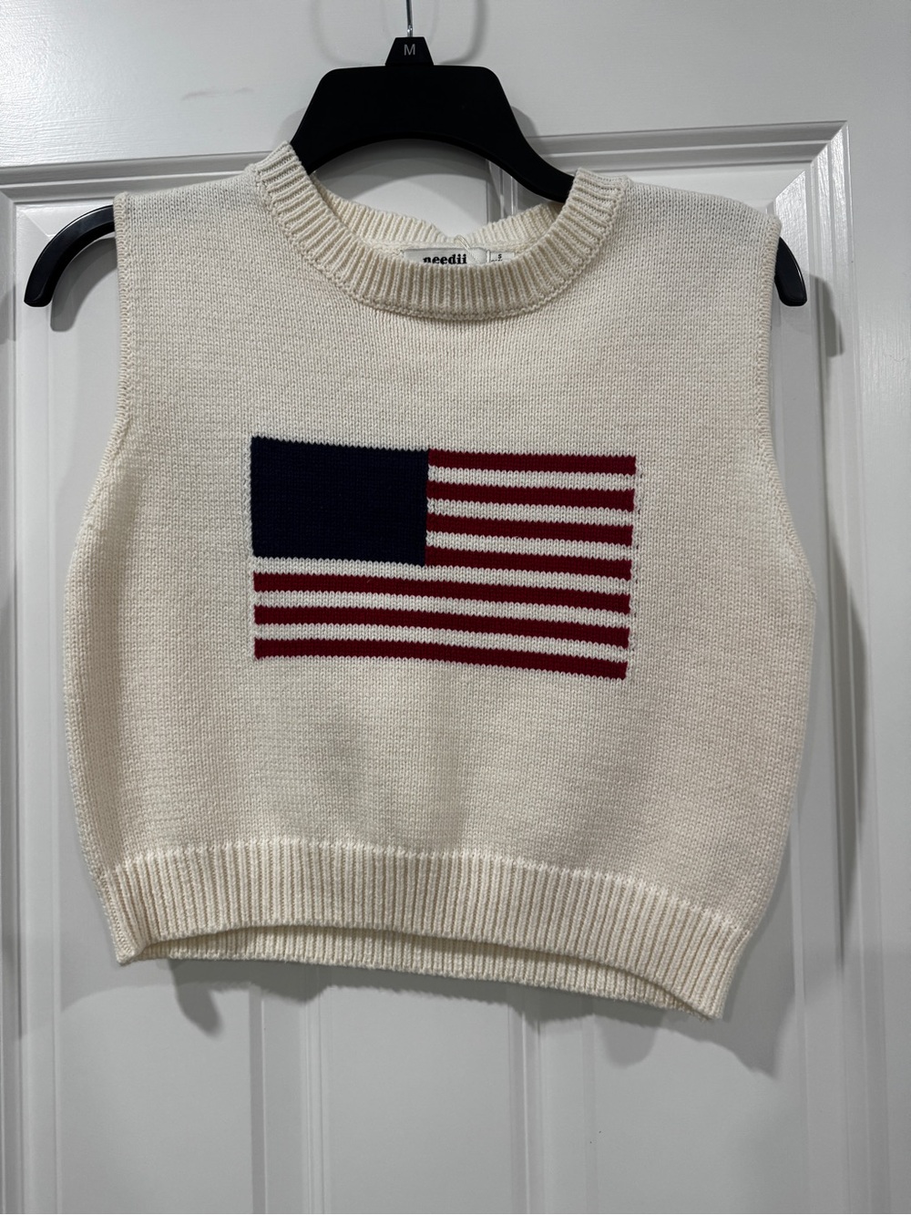 Needii Cream Sleeveless Knit V-Neck with Flag Motif
